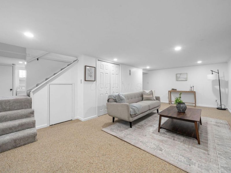 179 N Cassingham Road, Columbus, OH 43209 Photo 37