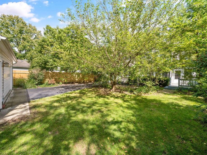 179 N Cassingham Road, Columbus, OH 43209 Photo 49