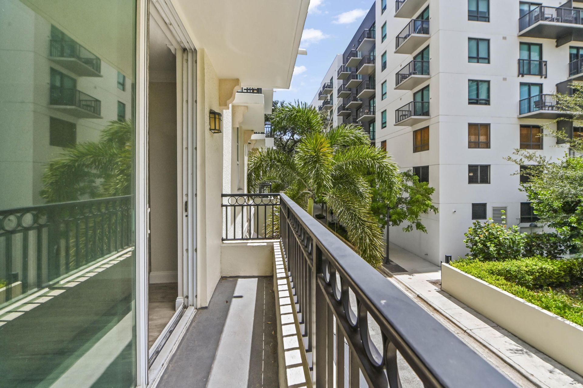 600 S Dixie Highway, Unit 237, West Palm Beach, FL 33401 Photo