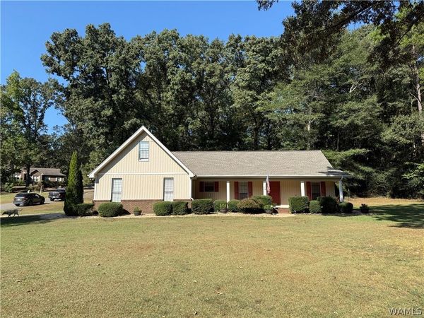 202 Arrowhead Vlg, Winfield, AL 35594