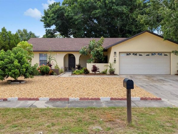 3905 SANDPOINTE DRIVE , BRADENTON, FL 34205