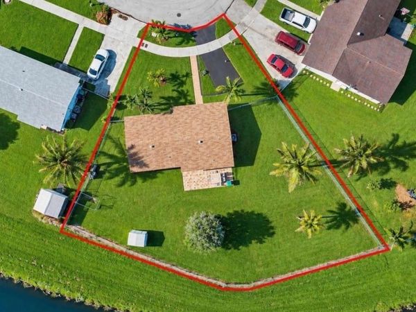 10621 SW 141ST DRIVE, MIAMI, FL 33176