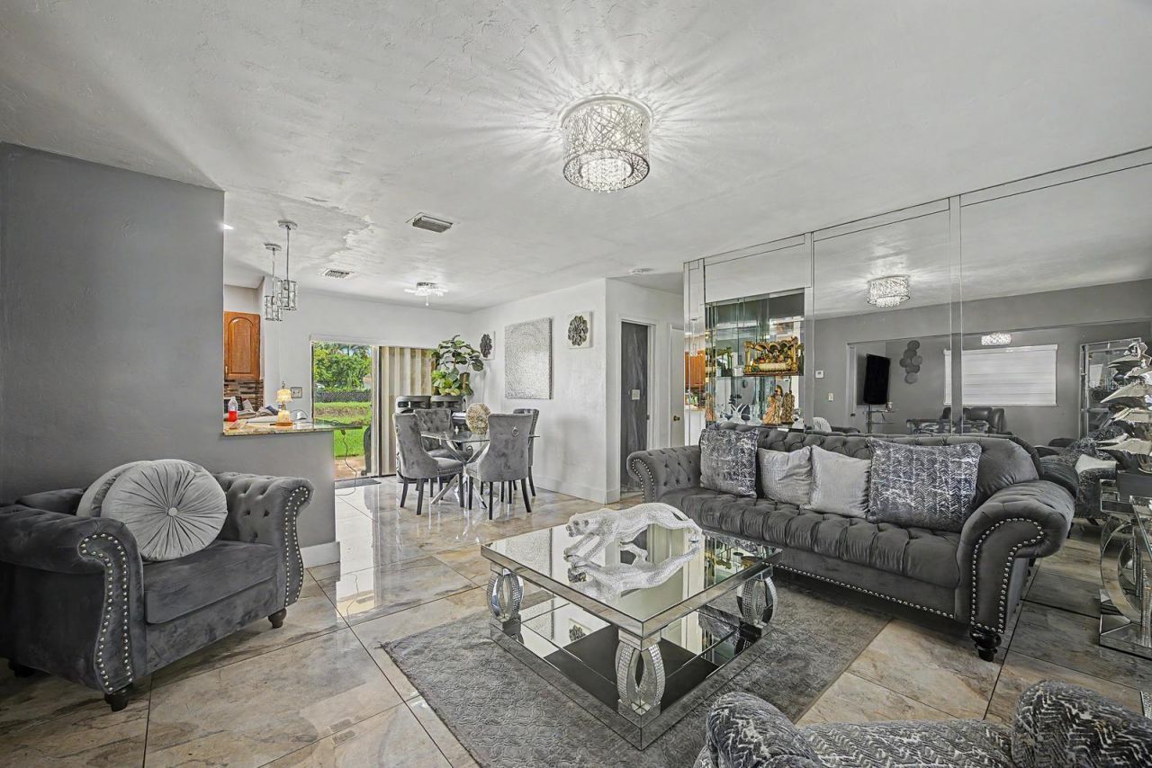 10621 SW 141st Drive, Miami, FL 33176 Photo