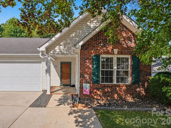 124 Keswick Lane, Mooresville, NC 28117