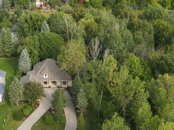 4320 Vinewood Lane N, Plymouth, MN 55442