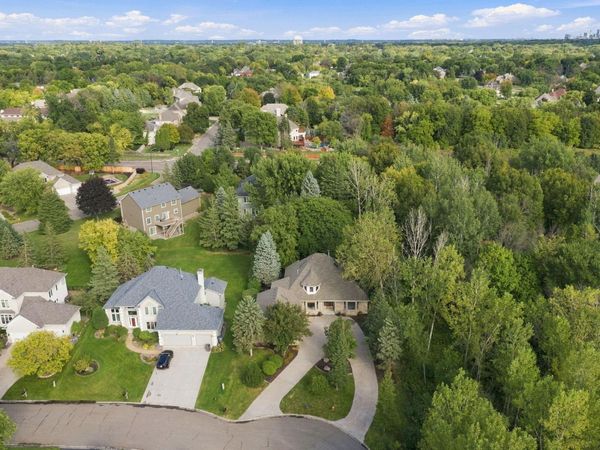 4320 Vinewood Lane N, Plymouth, MN 55442