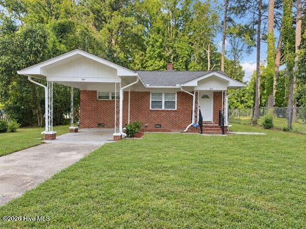 1007 Romaine Street , Tarboro, NC 27886
