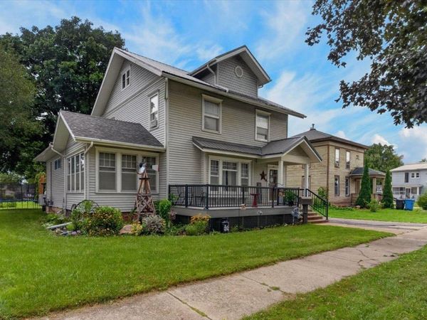 312 N Walnut Avenue, New Hampton, IA 50659