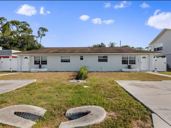 4203 Rose AVE, NAPLES, FL 34112