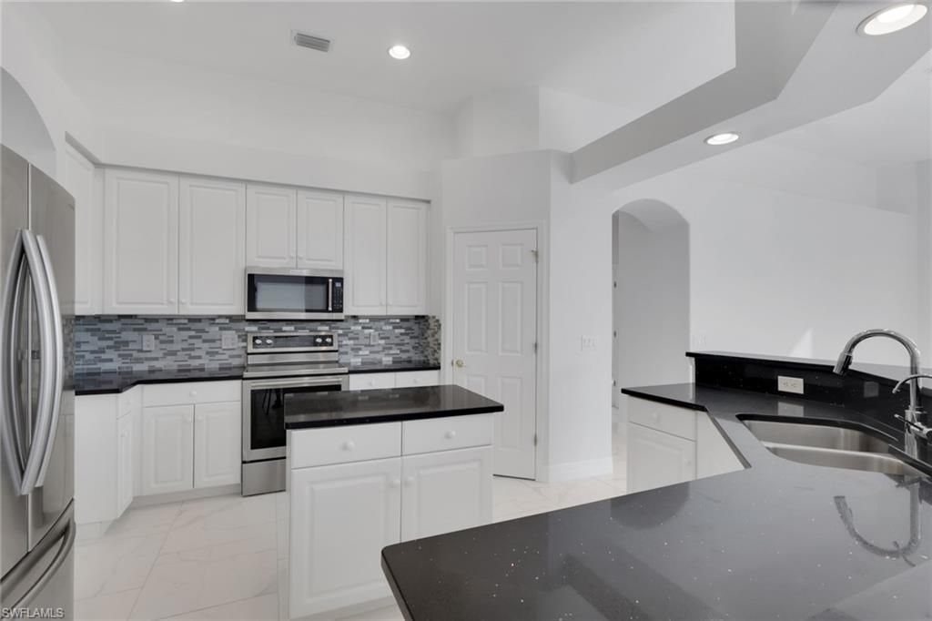 13717 Bald Cypress Cir, Fort Myers, FL 33907 Photo