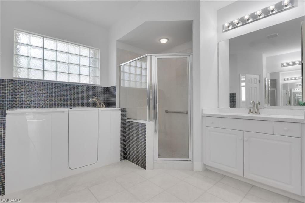 13717 Bald Cypress Cir, Fort Myers, FL 33907 Photo