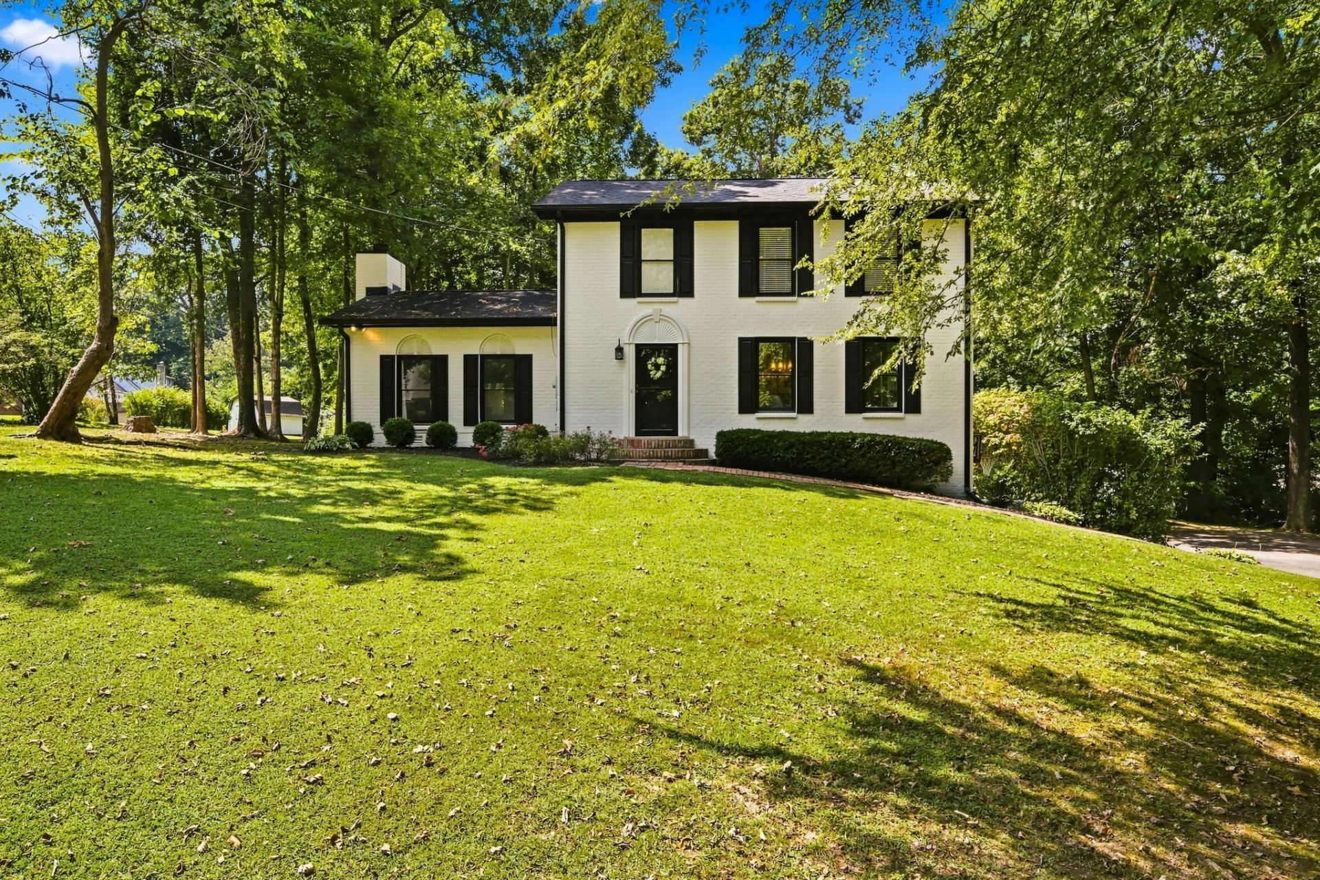 100 Stephen Nicks Dr  Dickson, TN 37055