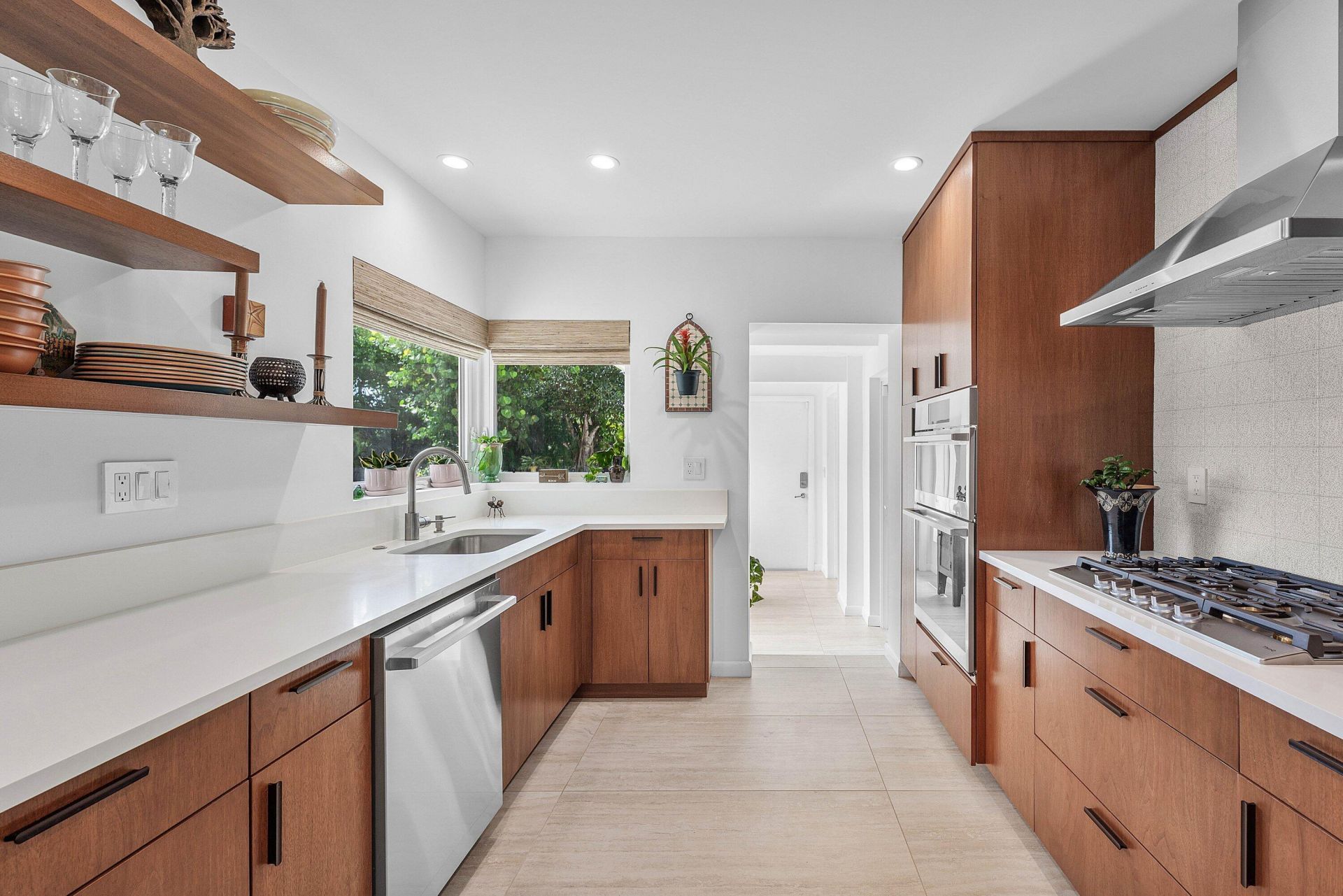 545 NW 7th Street, Boca Raton, FL 33432 Photo