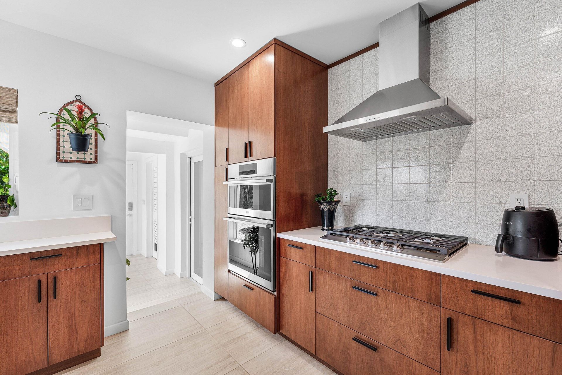 545 NW 7th Street, Boca Raton, FL 33432 Photo