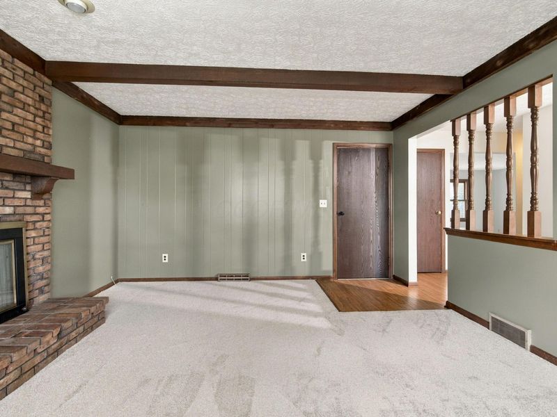 923-925 Bluffway Drive, Columbus, OH 43235 Photo 13
