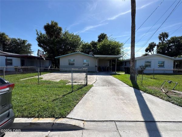 532 S Caroline Street, Daytona Beach, FL 32114