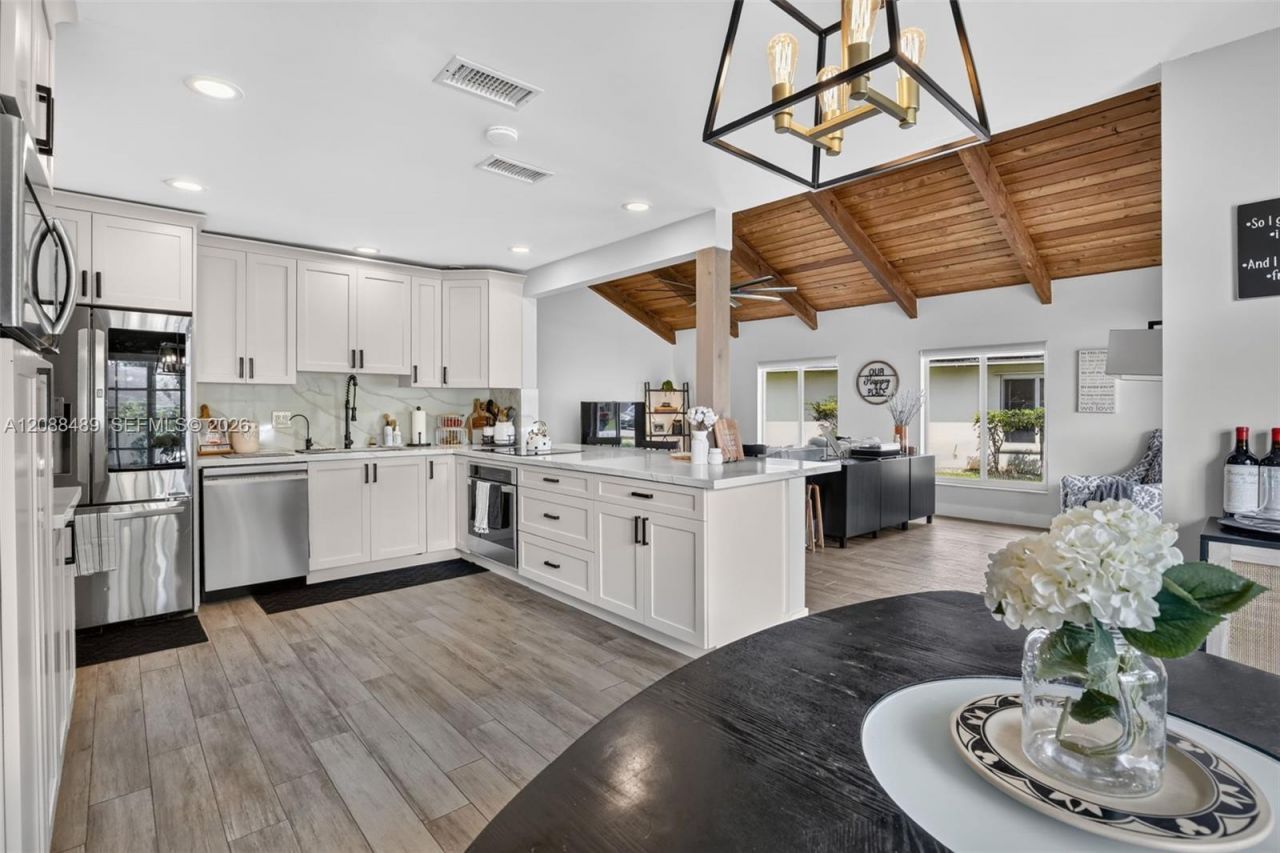3665 W Forge Rd, Unit 39, Davie, FL 33328 Photo