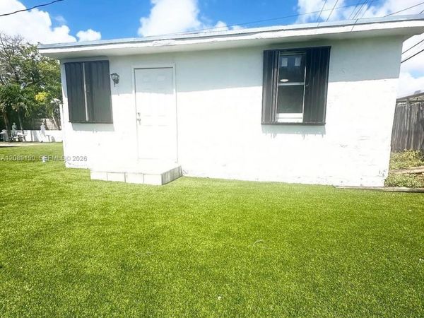 6537 SW 39 terrace, Unit 2, Miami, FL 33155