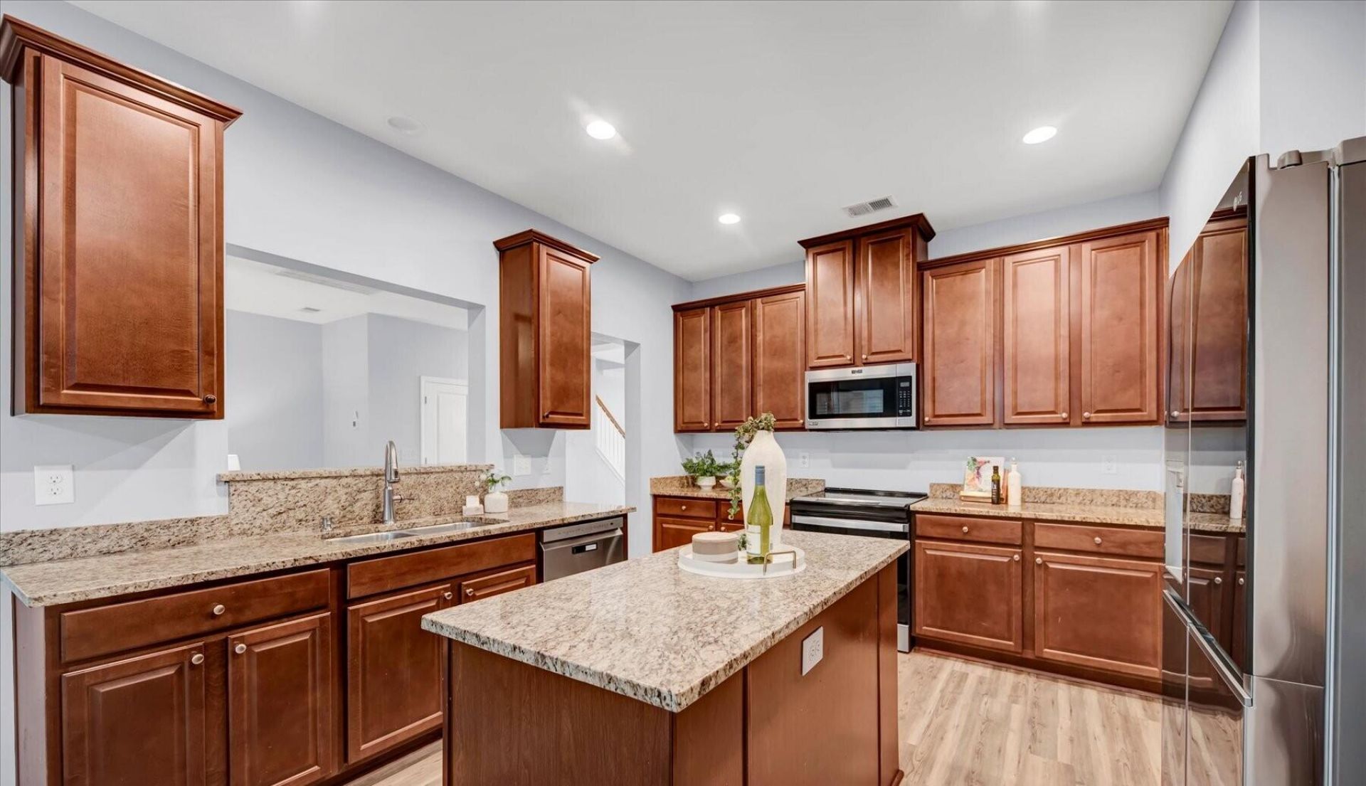 223 Buttonbush Court Photo 11