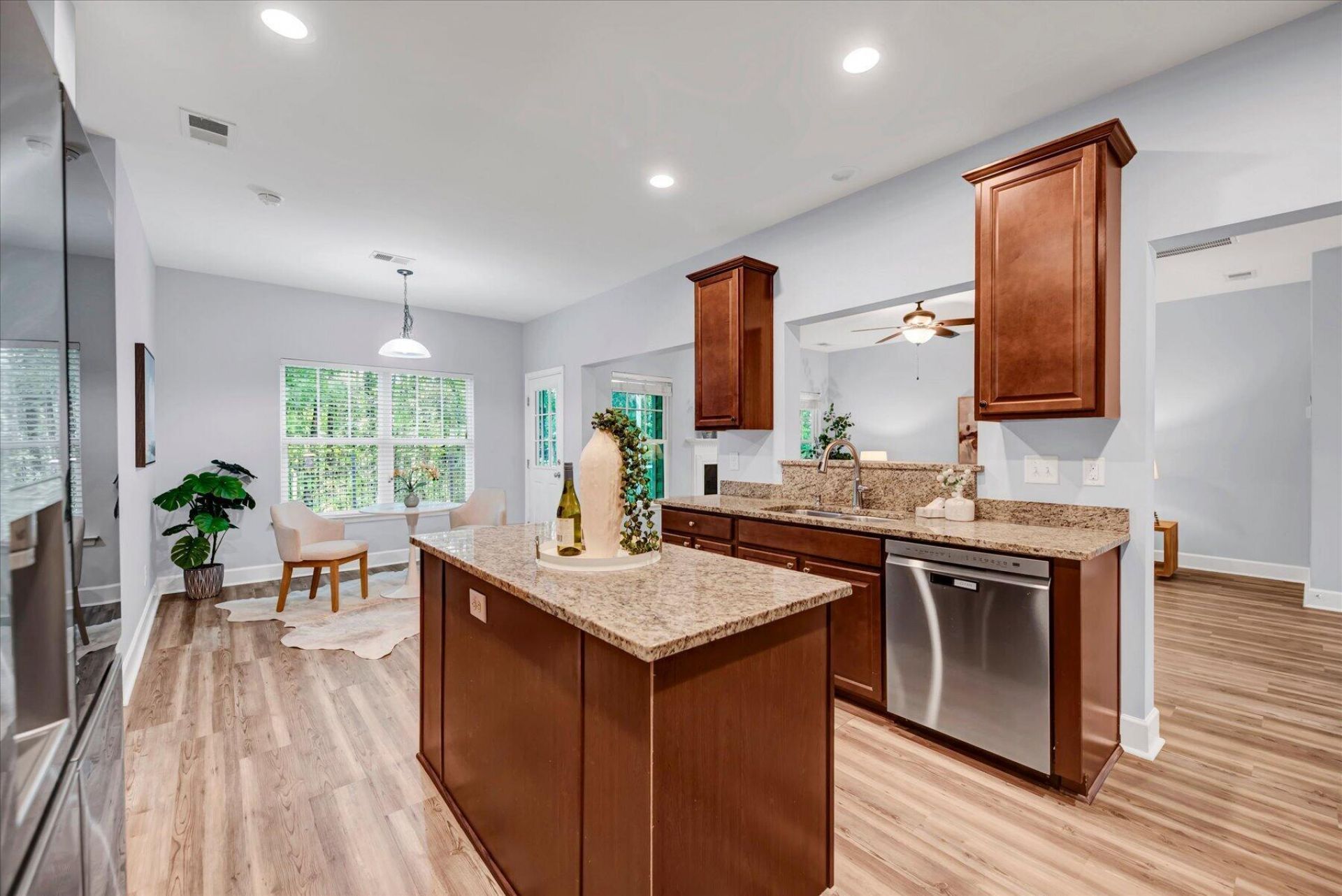 223 Buttonbush Court Photo 14