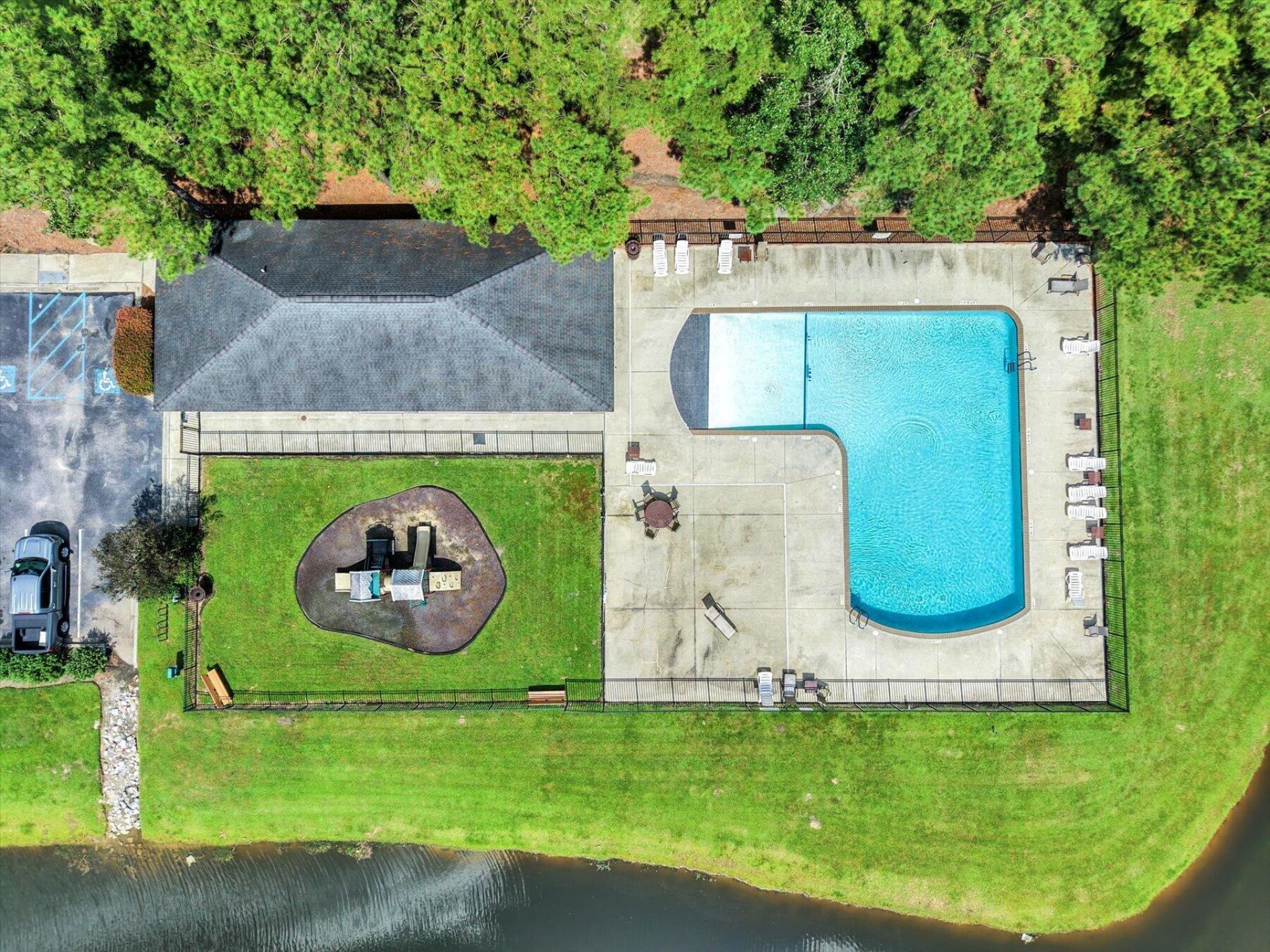 223 Buttonbush Court Photo 44