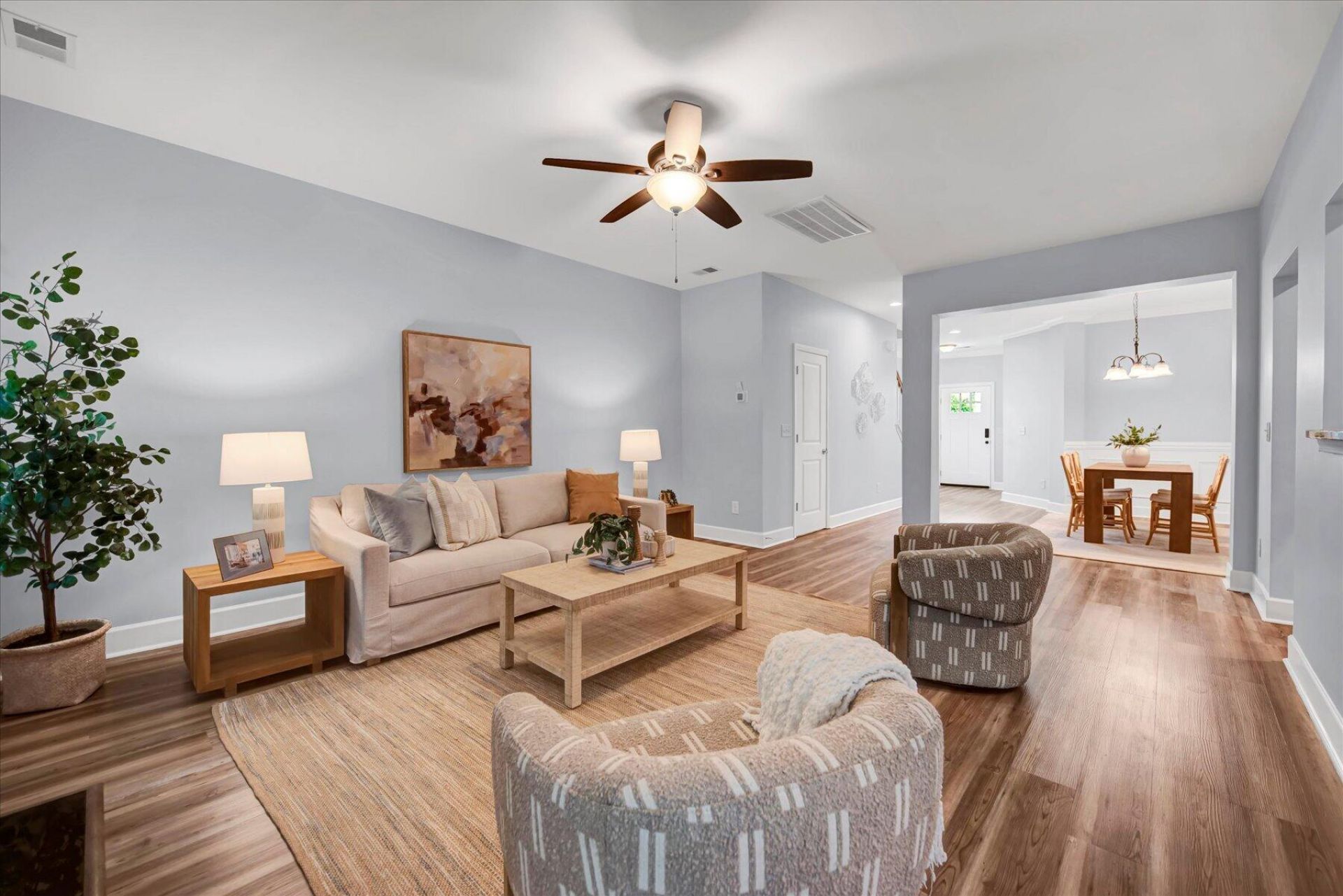 223 Buttonbush Court Photo 8