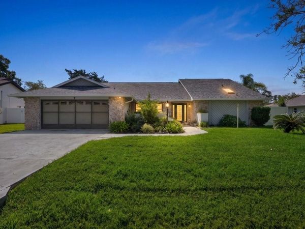 7 FOLCROFT LANE , PALM COAST, FL 32137