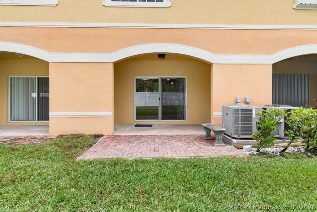4964 SE Mariner Garden Circle , Stuart, FL 34997 Photo