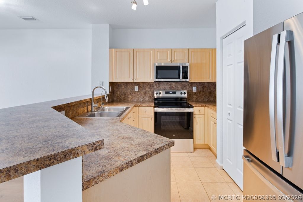 4964 SE Mariner Garden Circle , Stuart, FL 34997 Photo