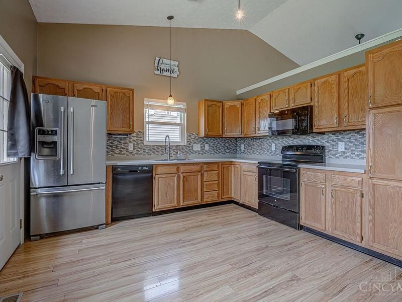 617 Willow Place, Trenton, OH 45067 Photo 13