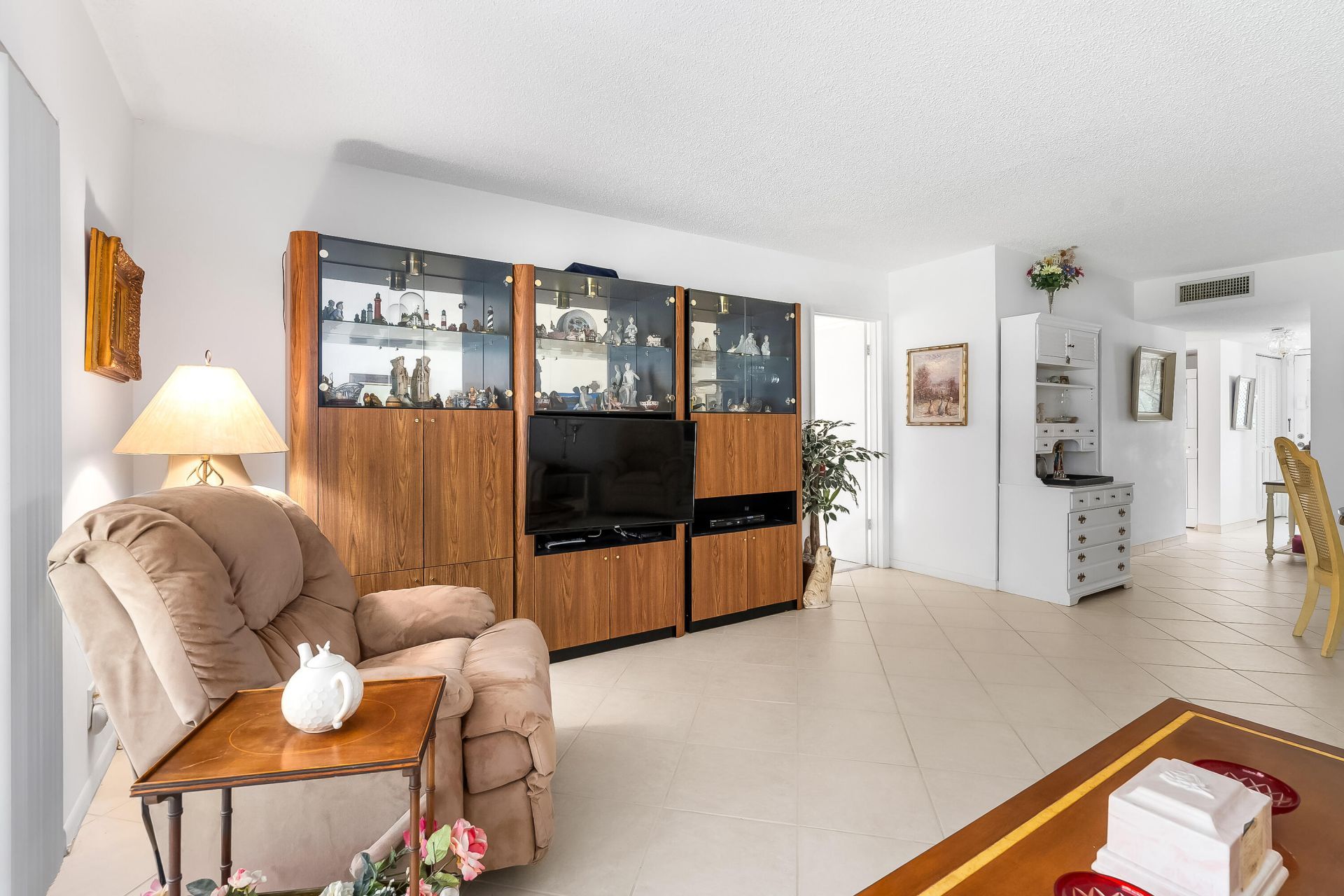 8305 NW 61st Street, Unit C211, Tamarac, FL 33321 Photo