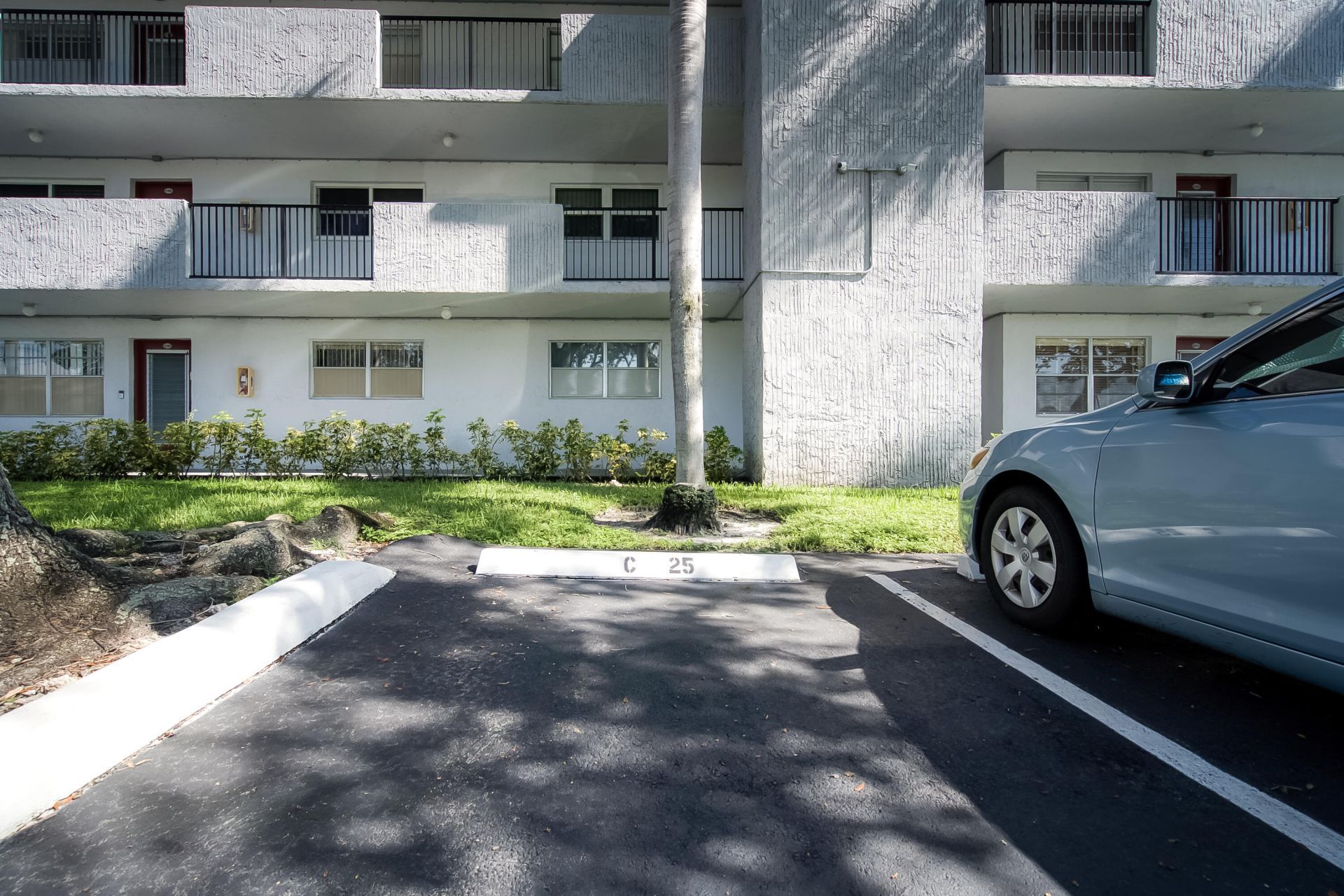 8305 NW 61st Street, Unit C211, Tamarac, FL 33321 Photo