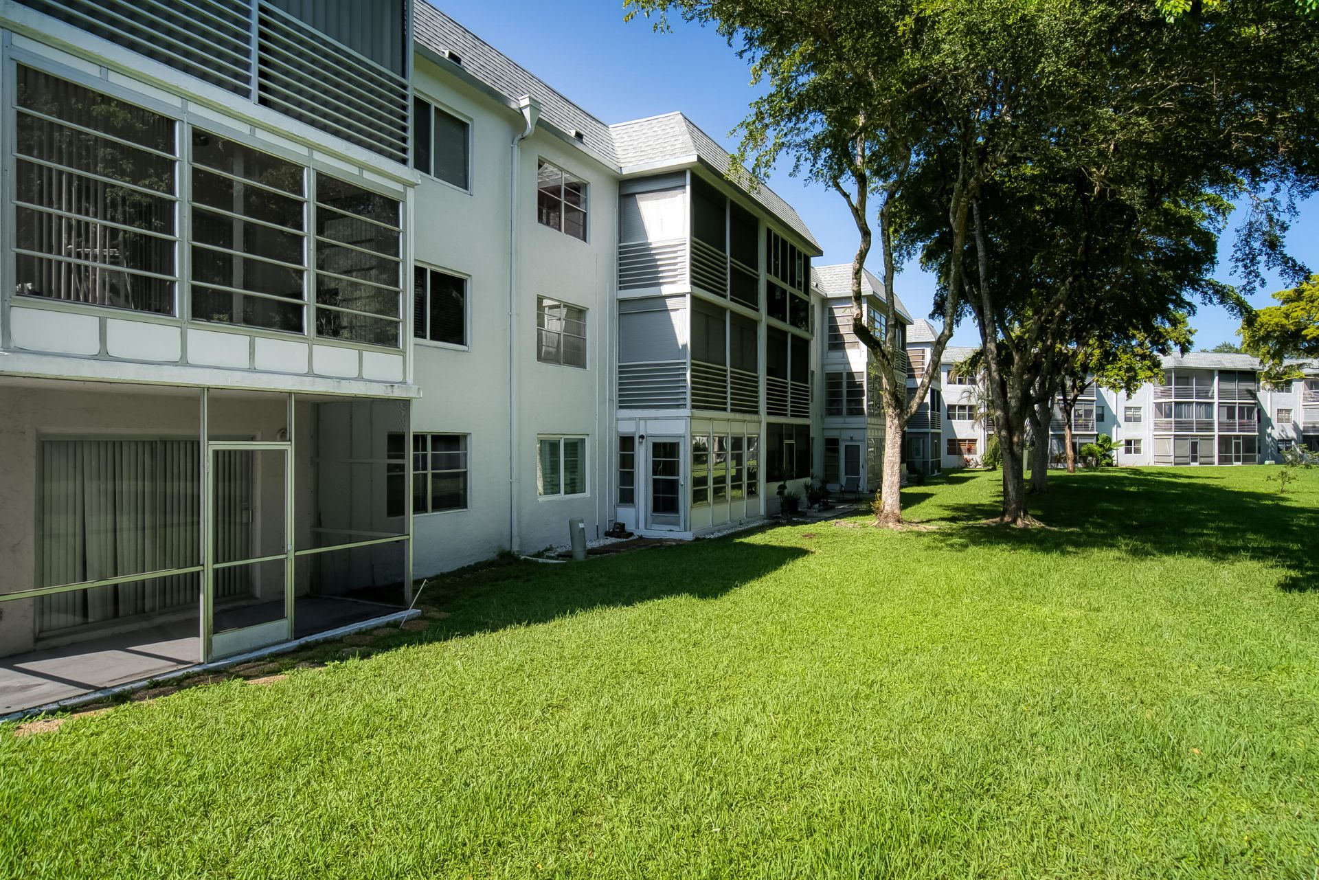 8305 NW 61st Street, Unit C211, Tamarac, FL 33321 Photo