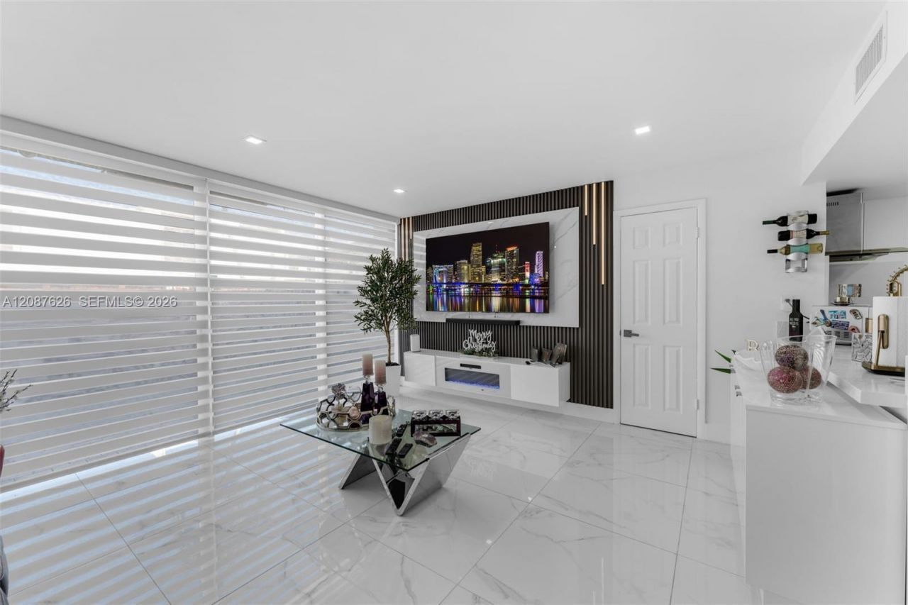 13835 SW 84th St, Unit 503, Miami, FL 33183 Photo