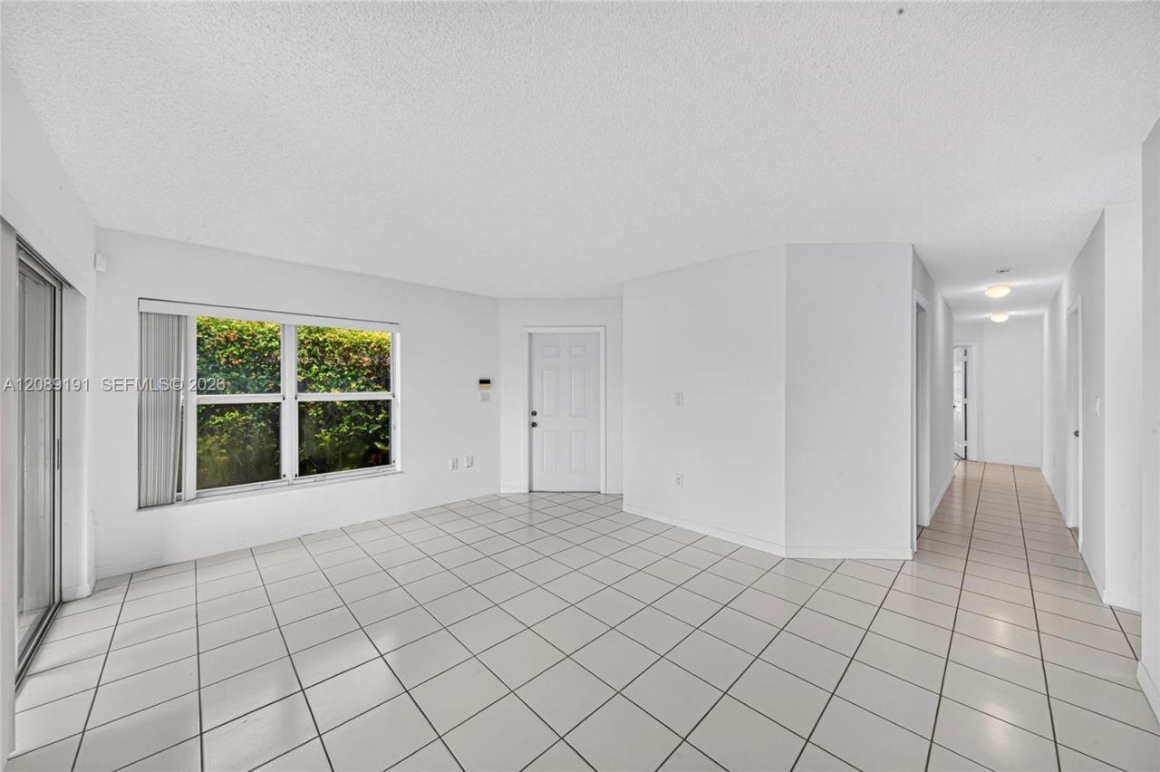 7557 SW 164th Ct, Miami, FL 33193 Photo