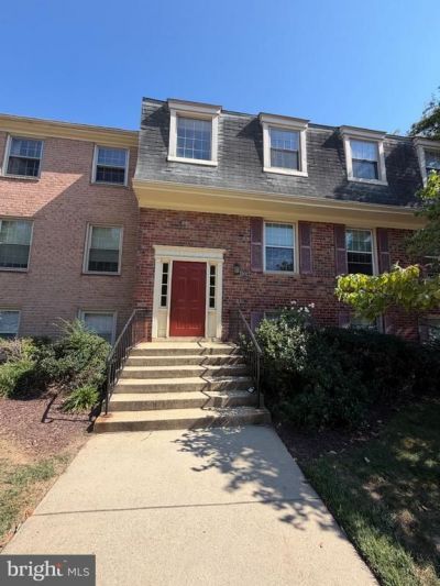 6022 WESTCHESTER DRIVE, COLLEGE PARK, MD 20740