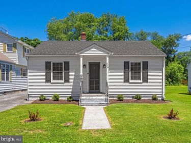 216 WALNUT STREET, BERRYVILLE, VA 22611
