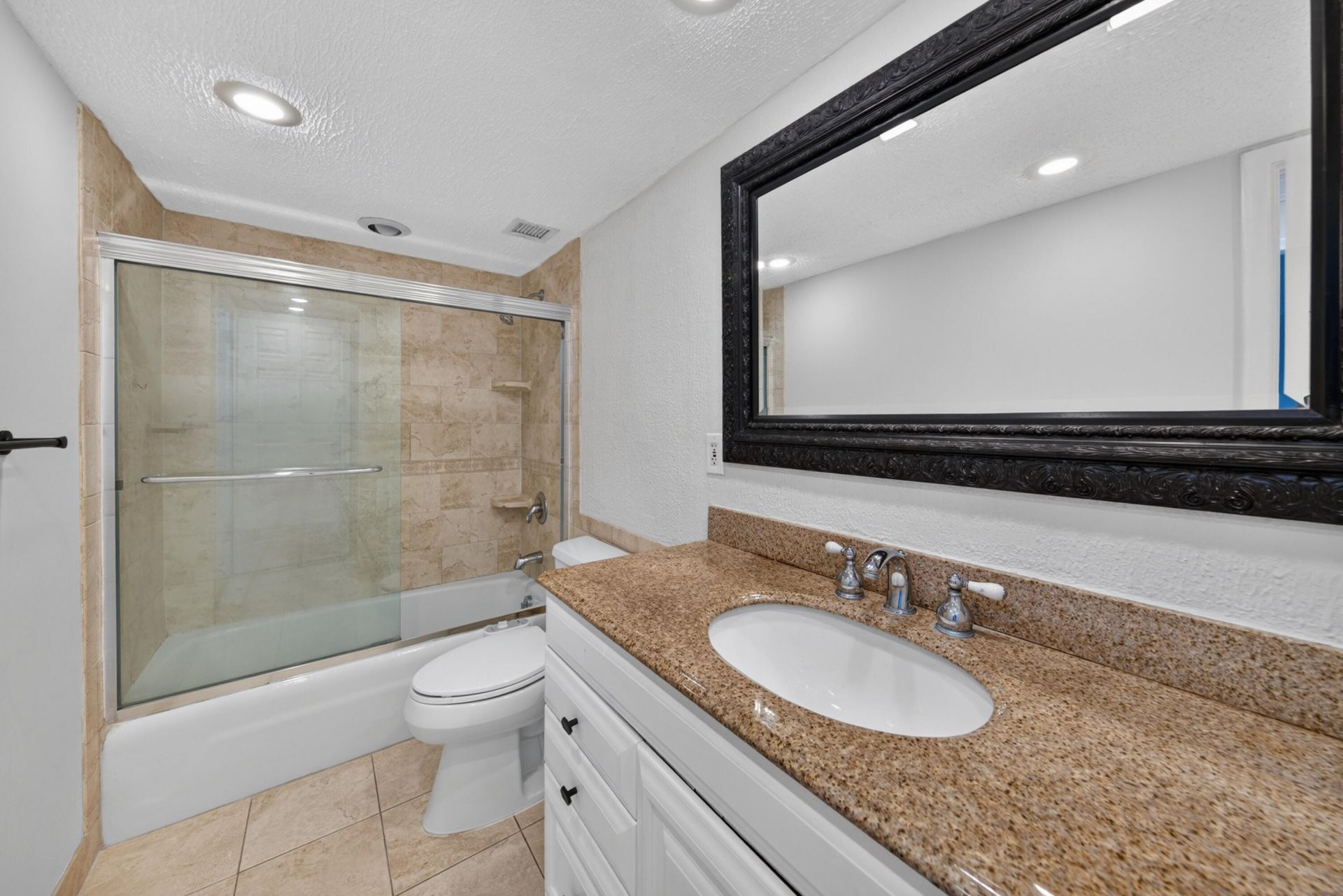 6 Royal Palm Way, Unit 307, Boca Raton, FL 33432 Photo