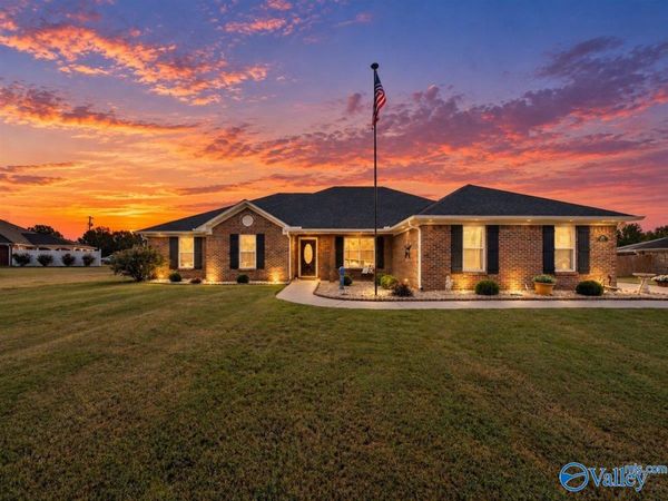 129 Edgebrook Drive, Ardmore, AL 35739