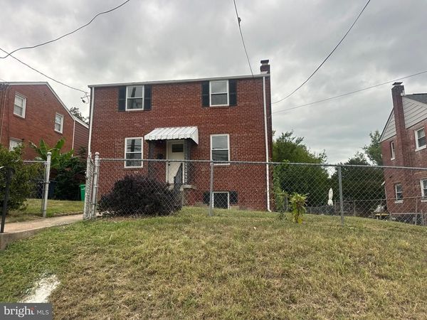 818 CHILLUM ROAD, HYATTSVILLE, MD 20783