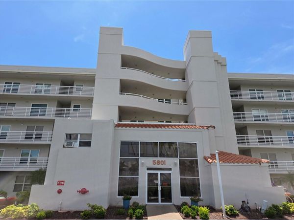 5801 BAHIA DEL MAR CIRCLE, Unit 113, ST PETERSBURG, FL 33715