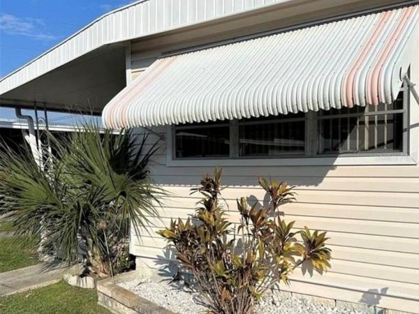 2000 E BAY DRIVE , Unit 65, LARGO, FL 33771