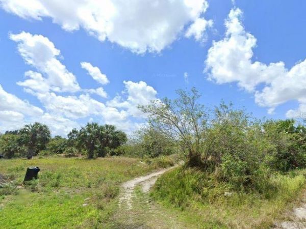 896 LAIKA ROAD SW, PALM BAY, FL 32908
