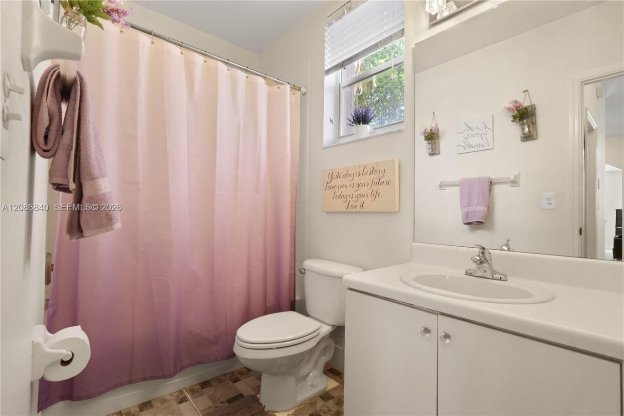 19331 SW 15th St, Pembroke Pines, FL 33029 Photo