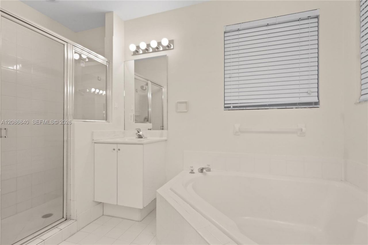 19331 SW 15th St, Pembroke Pines, FL 33029 Photo