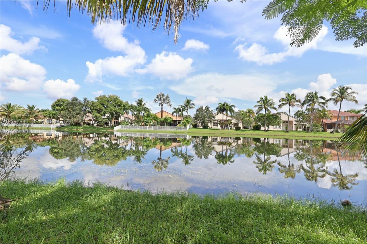 19331 SW 15th St, Pembroke Pines, FL 33029 Photo