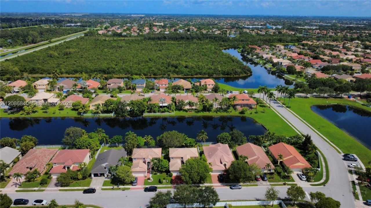 19331 SW 15th St, Pembroke Pines, FL 33029 Photo