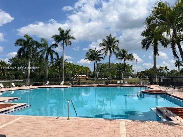 19331 SW 15th St, Pembroke Pines, FL 33029 Photo