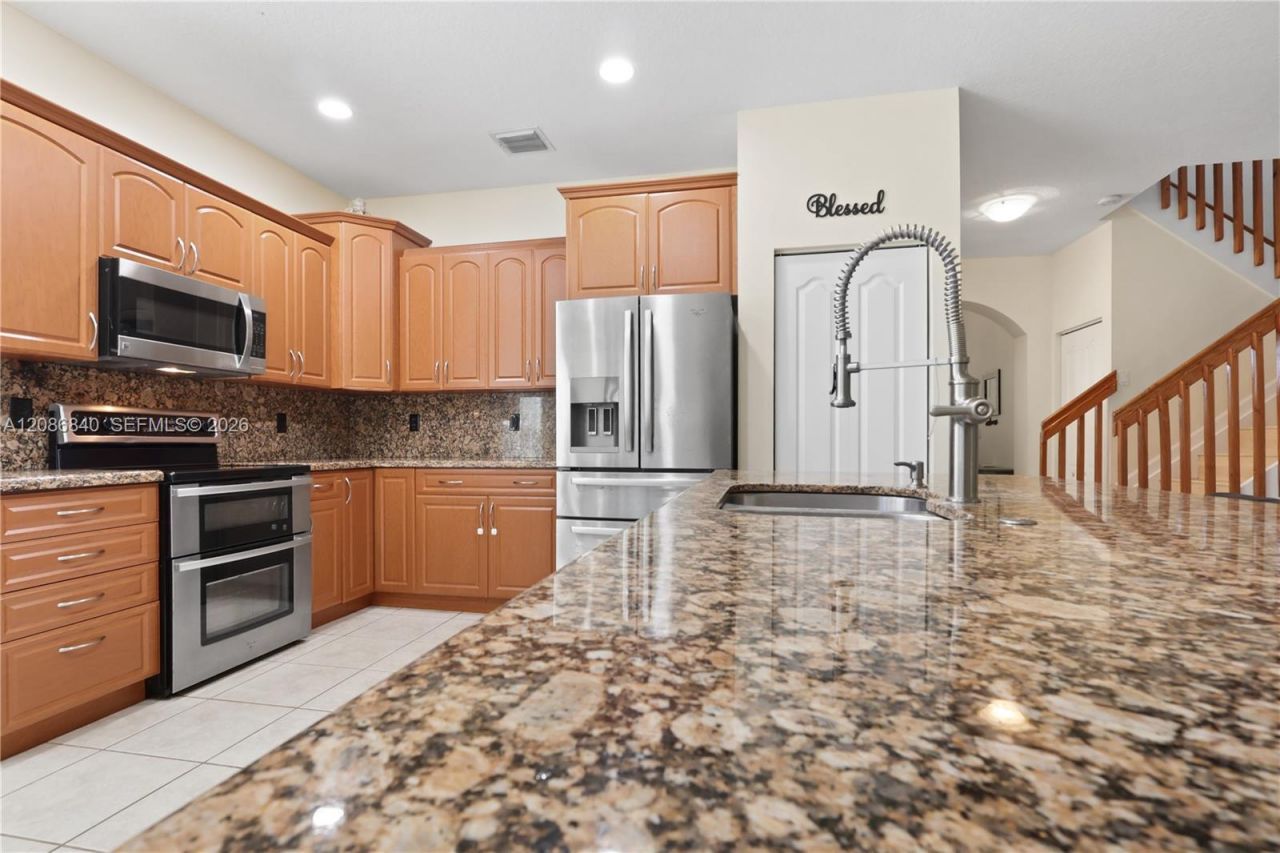 19331 SW 15th St, Pembroke Pines, FL 33029 Photo