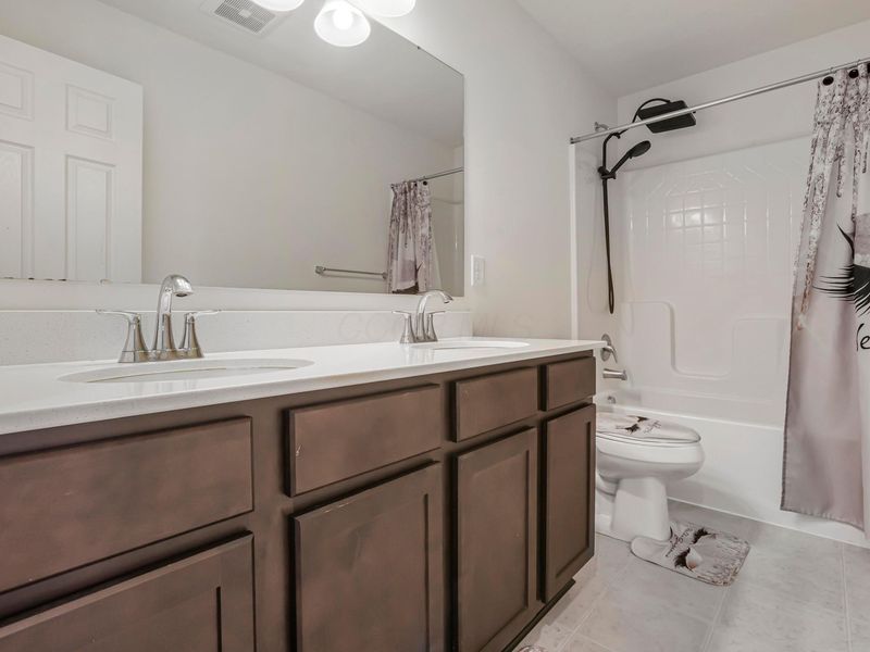 5391 Coble Park Drive, Canal Winchester, OH 43110 Photo 38
